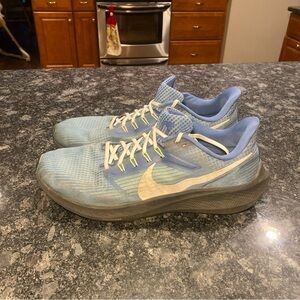 Nike Air Zoom Pegasus 39 Men’s Size 13 Blue Running Shoes